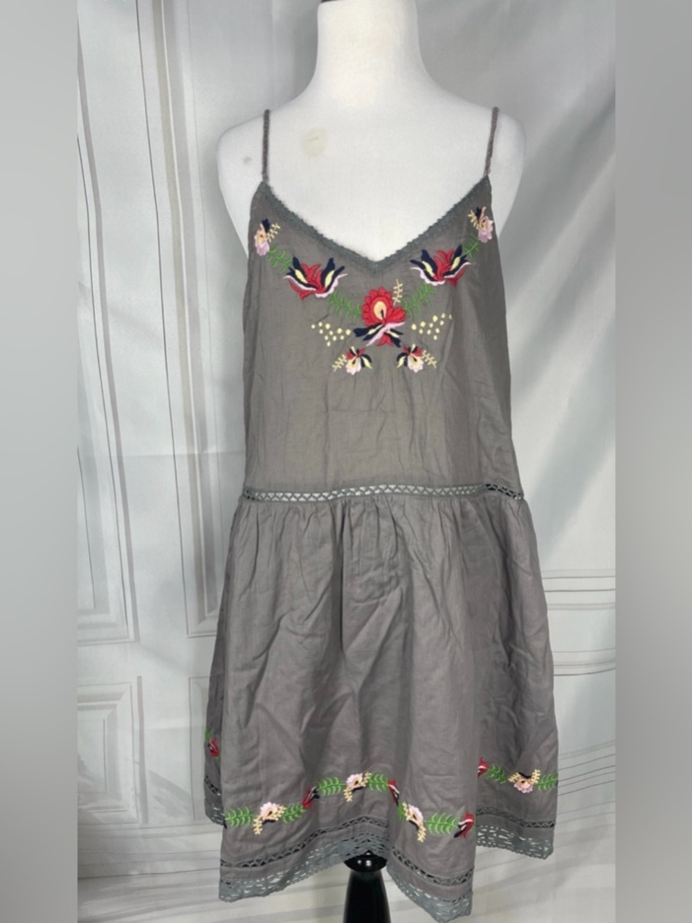 Tularosa Embroidered Floral Cotton Sundress Gray Boho Large Flowy
